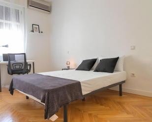 Bedroom of Apartment to share in  Madrid Capital