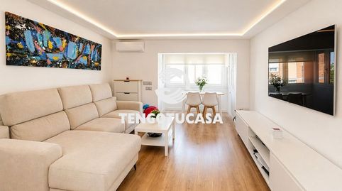 Foto 3 de Piso en venta en Calle de Santa Genoveva, Ventas, Madrid Capital