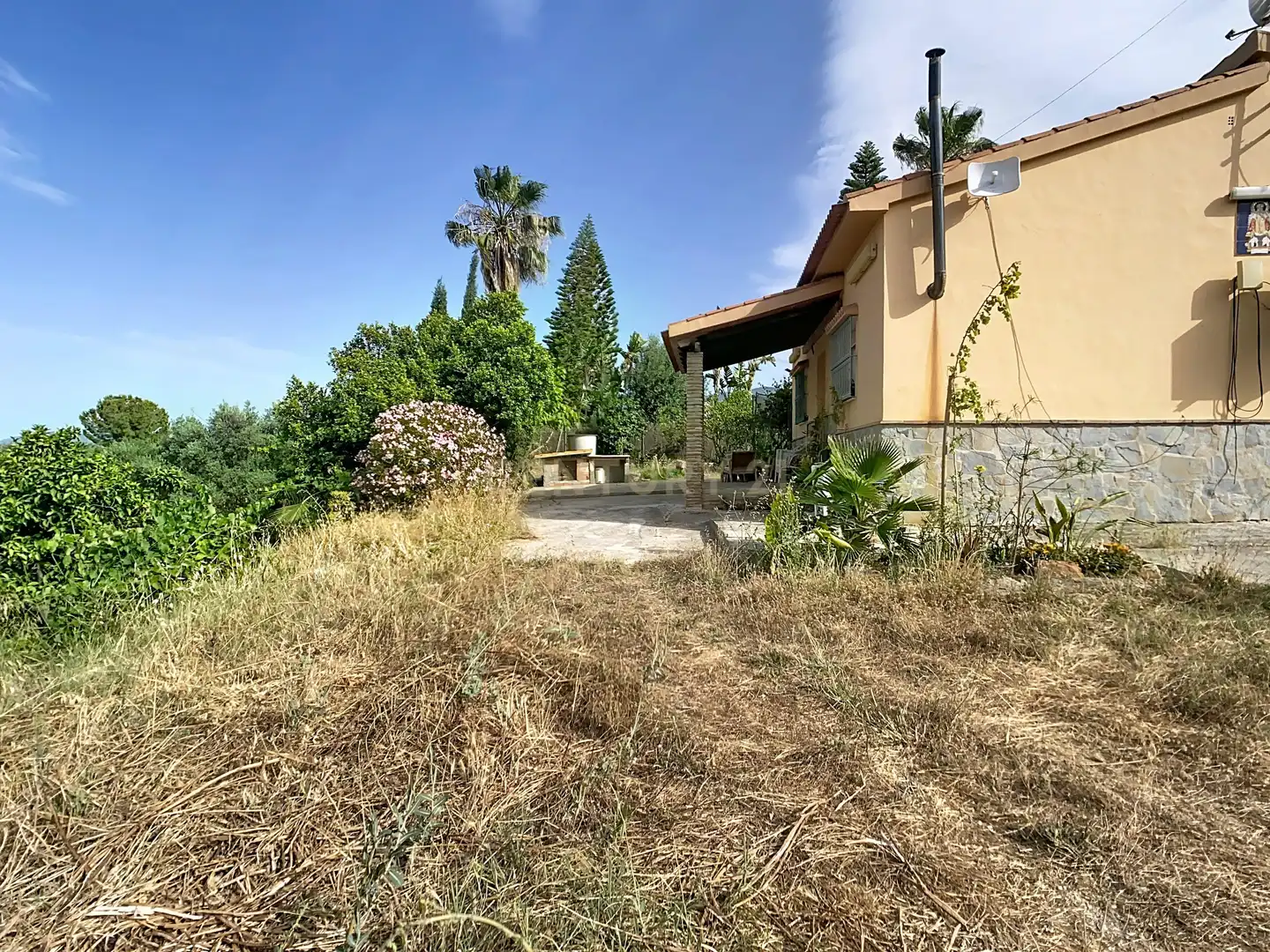 Finca rústica en venta en Alhaurín El Grande con Aire acondicionado, Jardín privado y Trastero