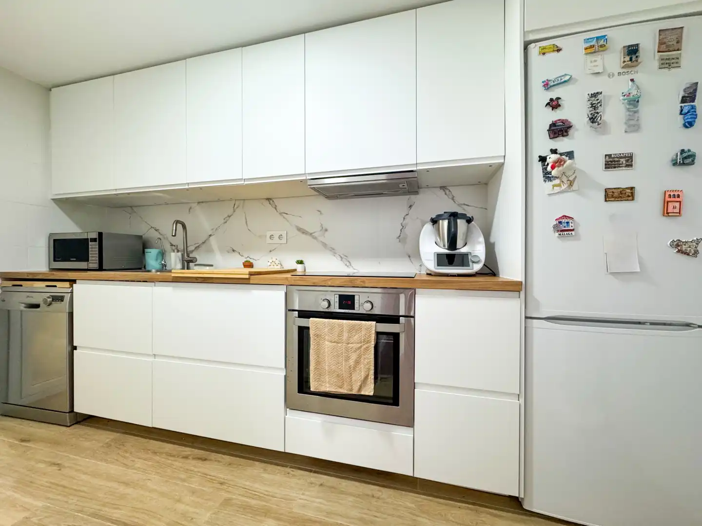 Kitchen of Flat for sale in Caldes de Montbui  with Air Conditioner, Parquet flooring and Oven