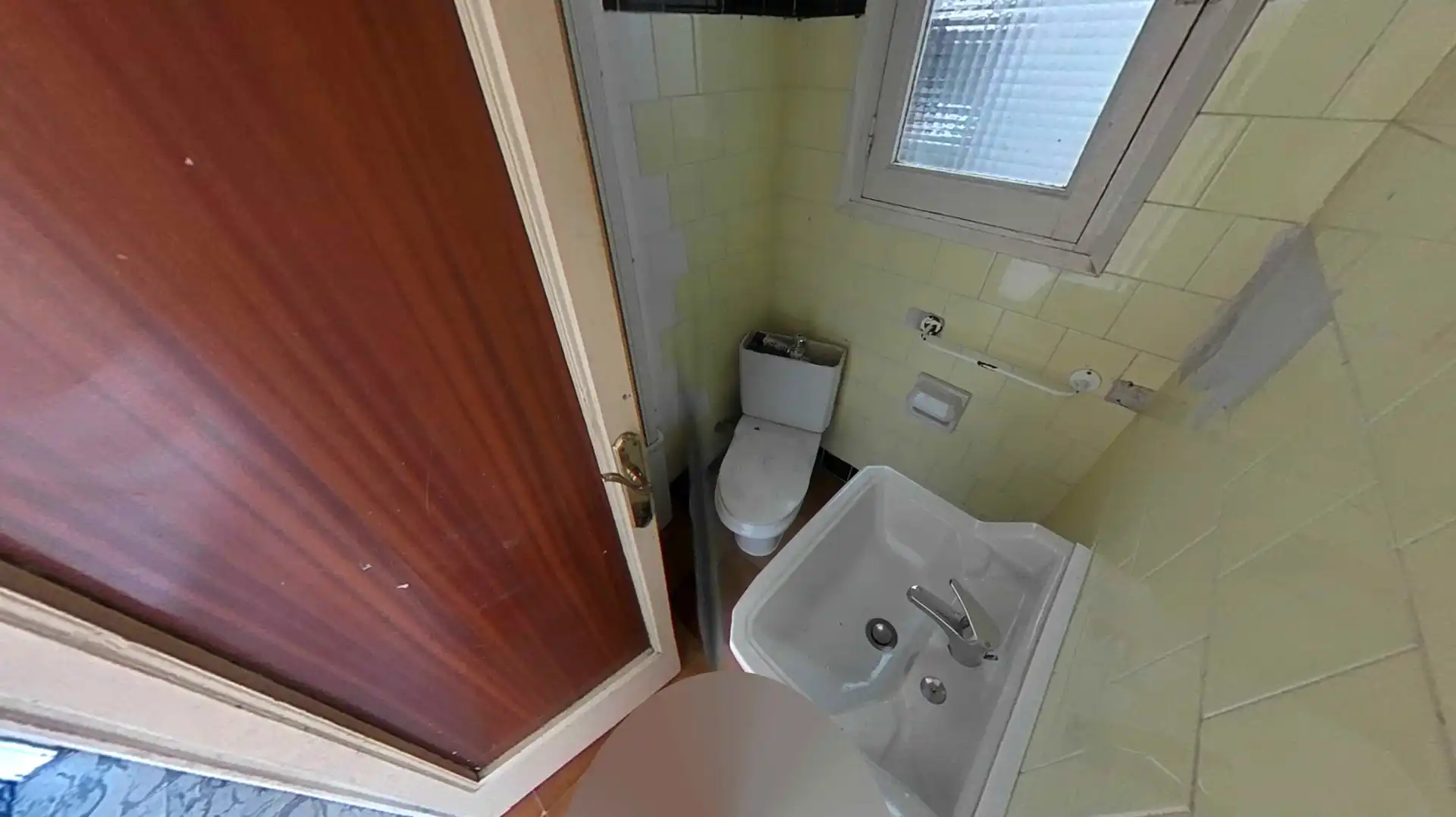 Baño de Piso en venta en Vallirana con Balcón