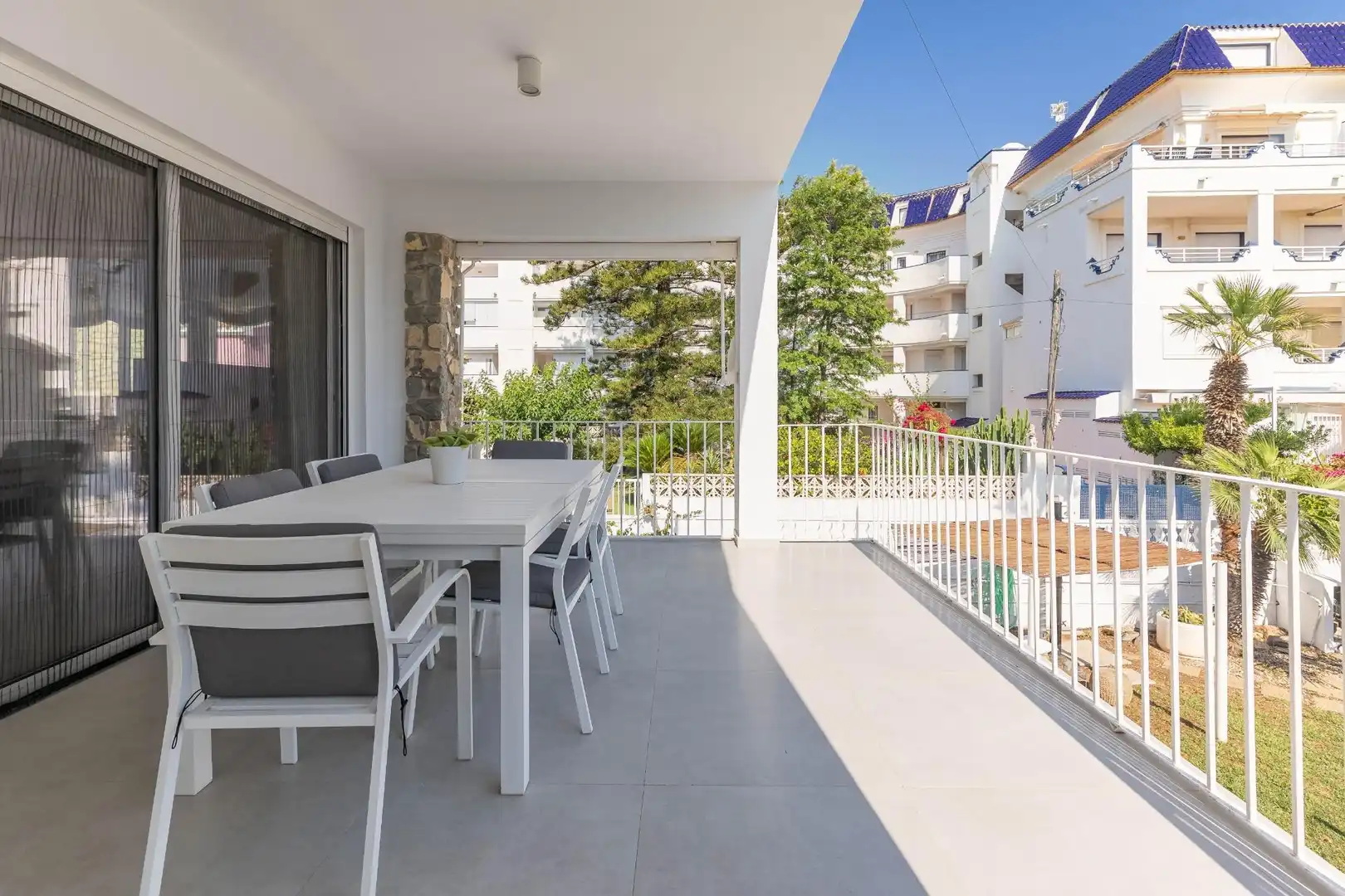 Terrasse von Haus oder Chalet zum Verkauf in Dénia mit Klimaanlage, Heizung und Privatgarten