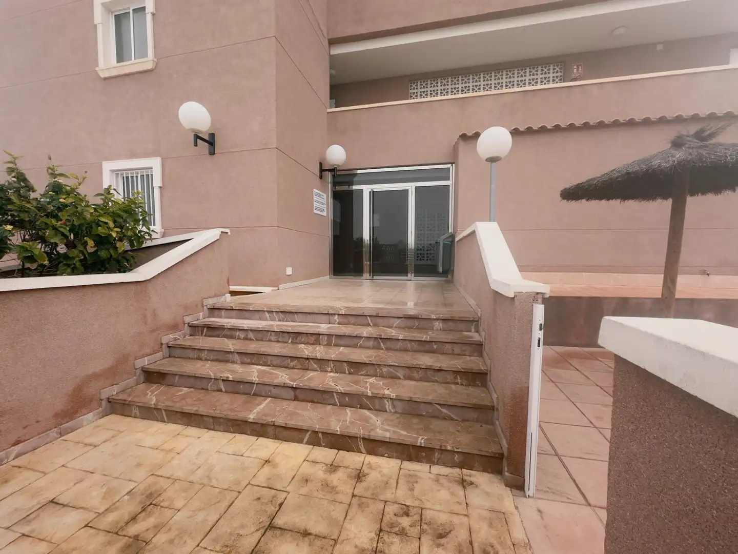 Apartamento en venta en Elche / Elx con Aire acondicionado, Terraza y Amueblado