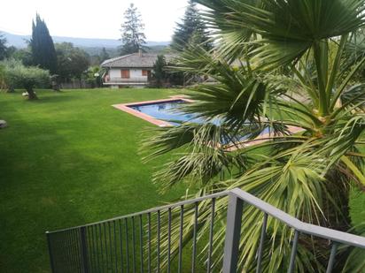 Piscina de Casa o xalet de lloguer en Campins amb Calefacció