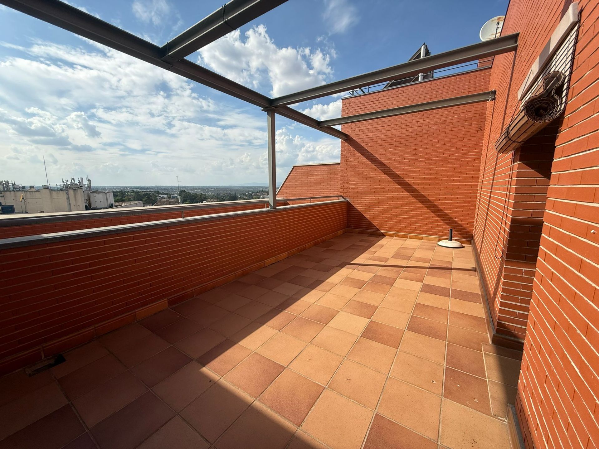 Terrace of Attic to rent in  Madrid Capital  with Air Conditioner, Heating and Parquet flooring