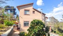 Vista exterior de Casa o xalet en venda en Olesa de Bonesvalls amb Terrassa i Piscina