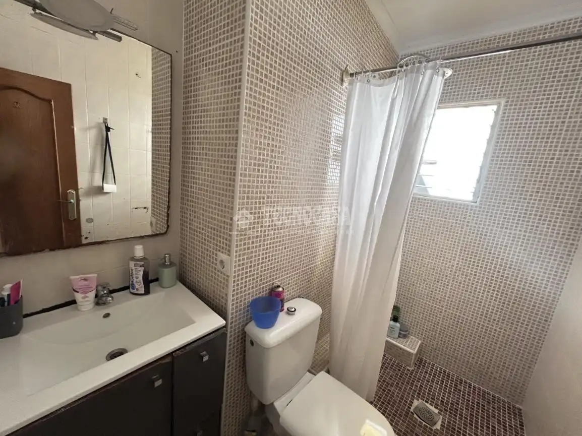 Baño de Piso en venta en Torrent con Aire acondicionado y Calefacción