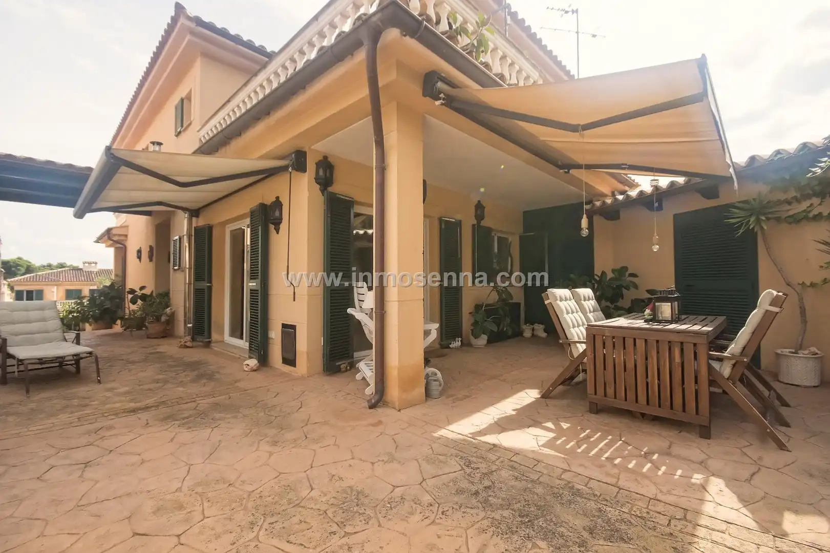 Vista exterior de Casa adosada en venta en Calvià con Terraza y TV