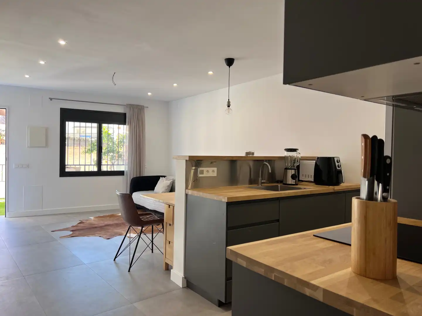 Kitchen of Flat for sale in Premià de Dalt  with Air Conditioner, Terrace and Oven