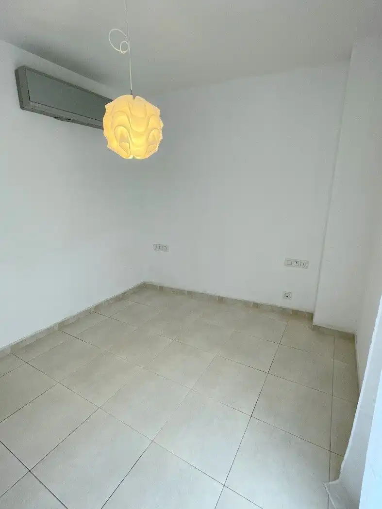 Flat for rent in Mataró  with Air Conditioner, Heating and Oven