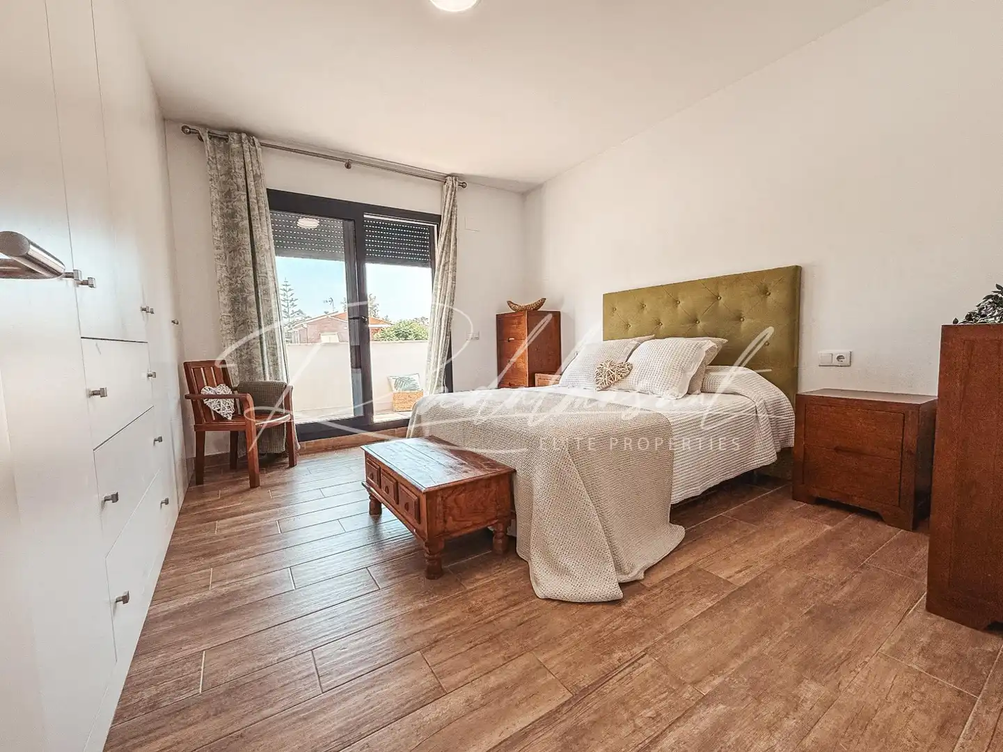 Habitación de Casa adosada en venta en Cambrils con Calefacción, Jardín privado y Terraza
