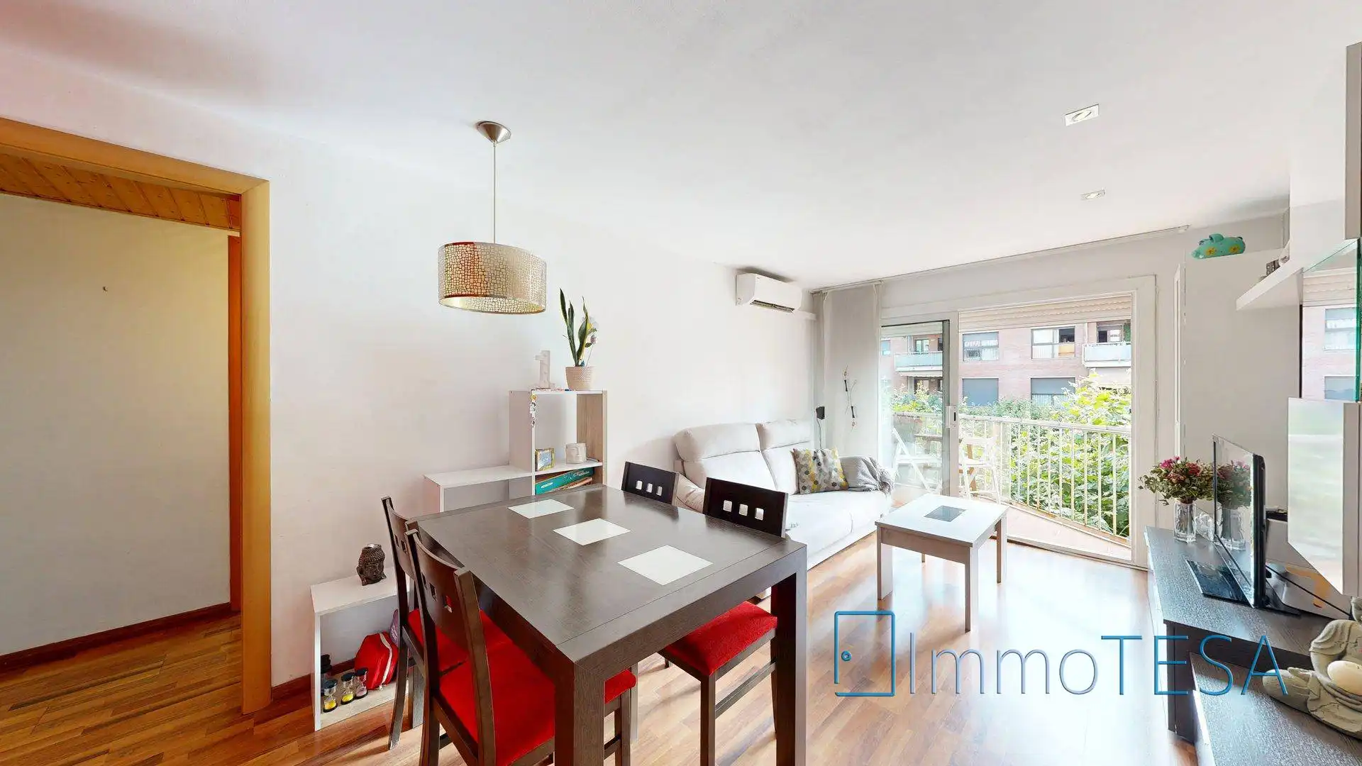 Vista exterior de Piso en venta en Barberà del Vallès con Aire acondicionado, Calefacción y Parquet