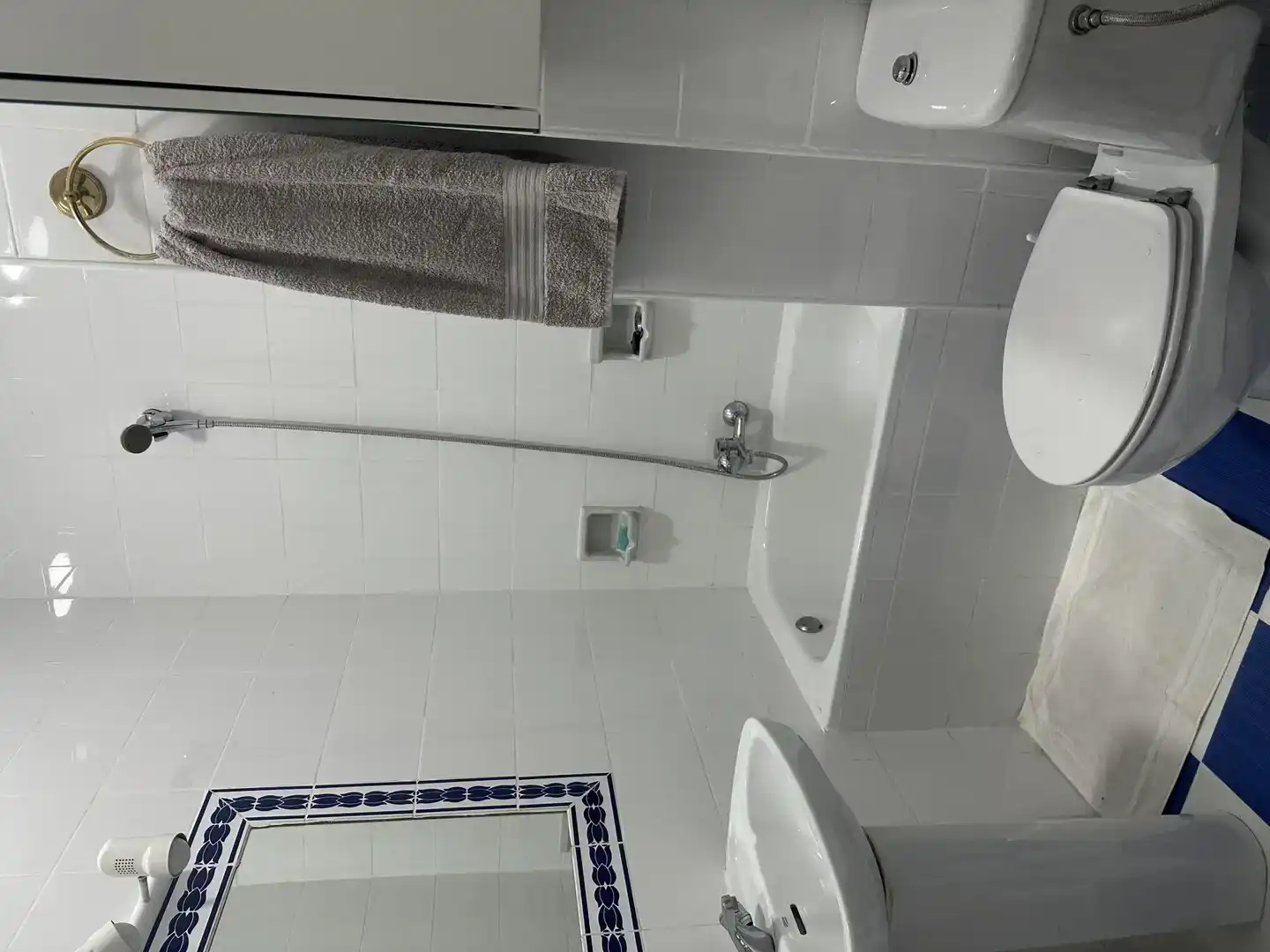 Badezimmer von Wohnung zur Miete in  Madrid Capital mit Klimaanlage