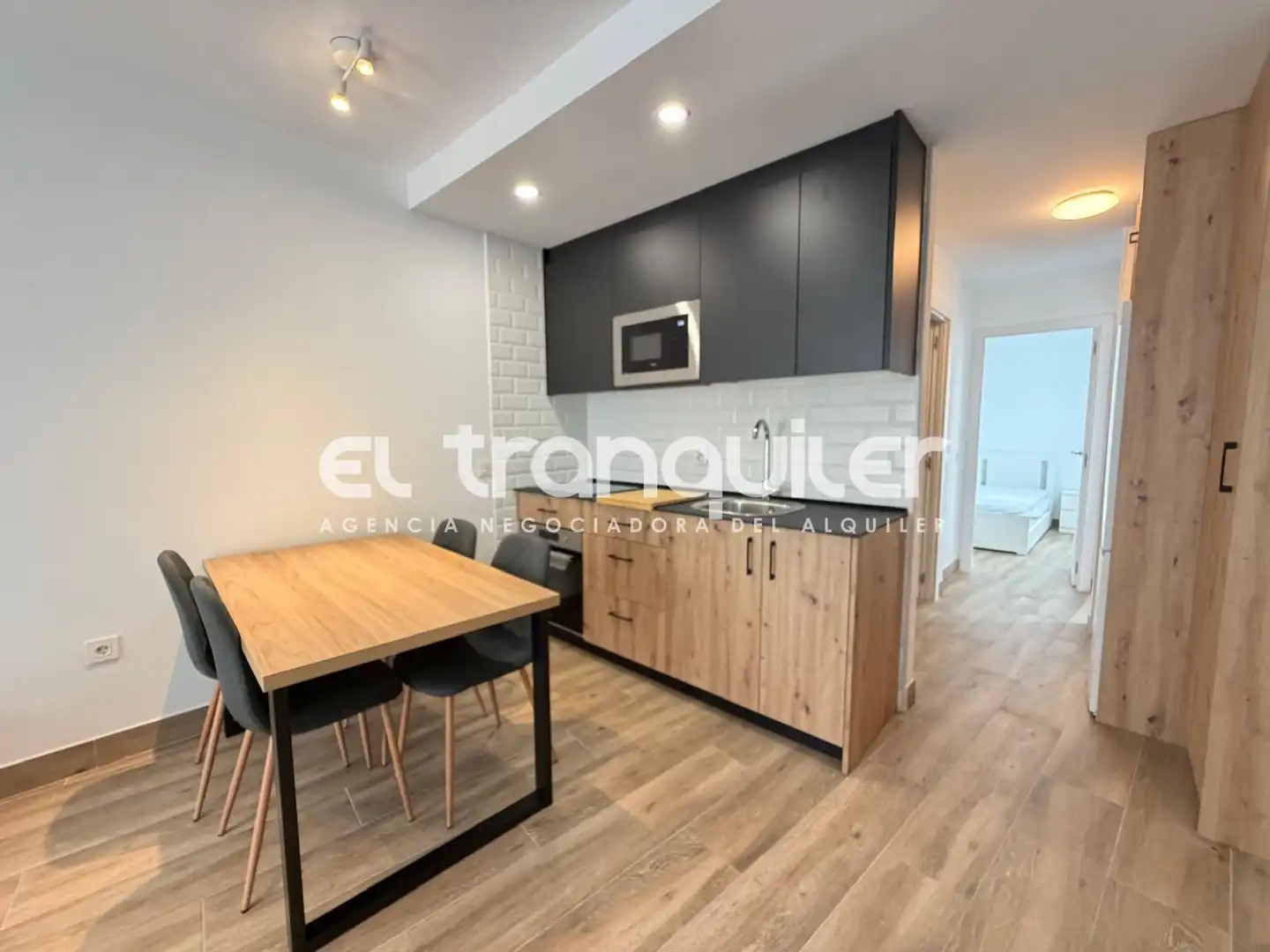 Kitchen of Flat for rent in Paracuellos de Jarama  with Air Conditioner and Parquet flooring