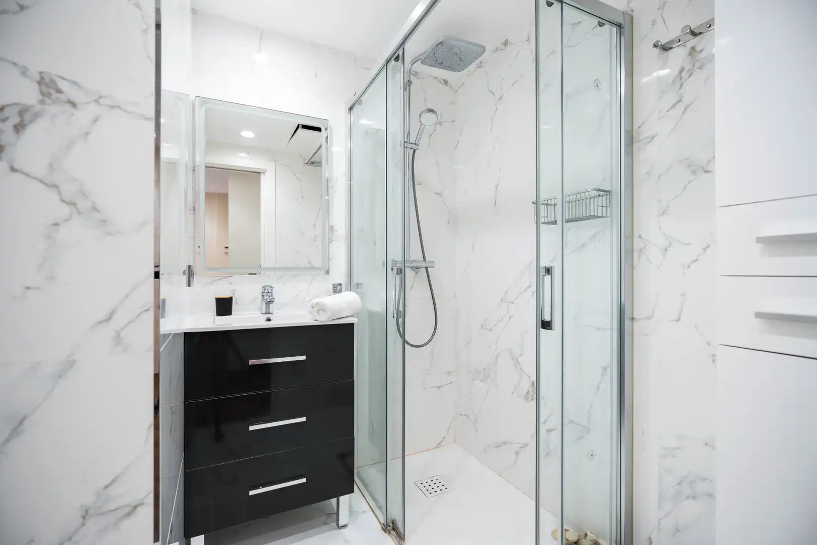 Penthouse with balcony for sale in Nueva Andalucía, imagen 11