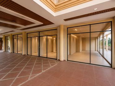 Business premises to rent in Sotogrande Alto
