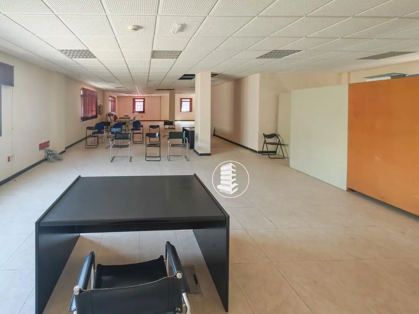 Oficina en venta en El Rosario con Aire acondicionado