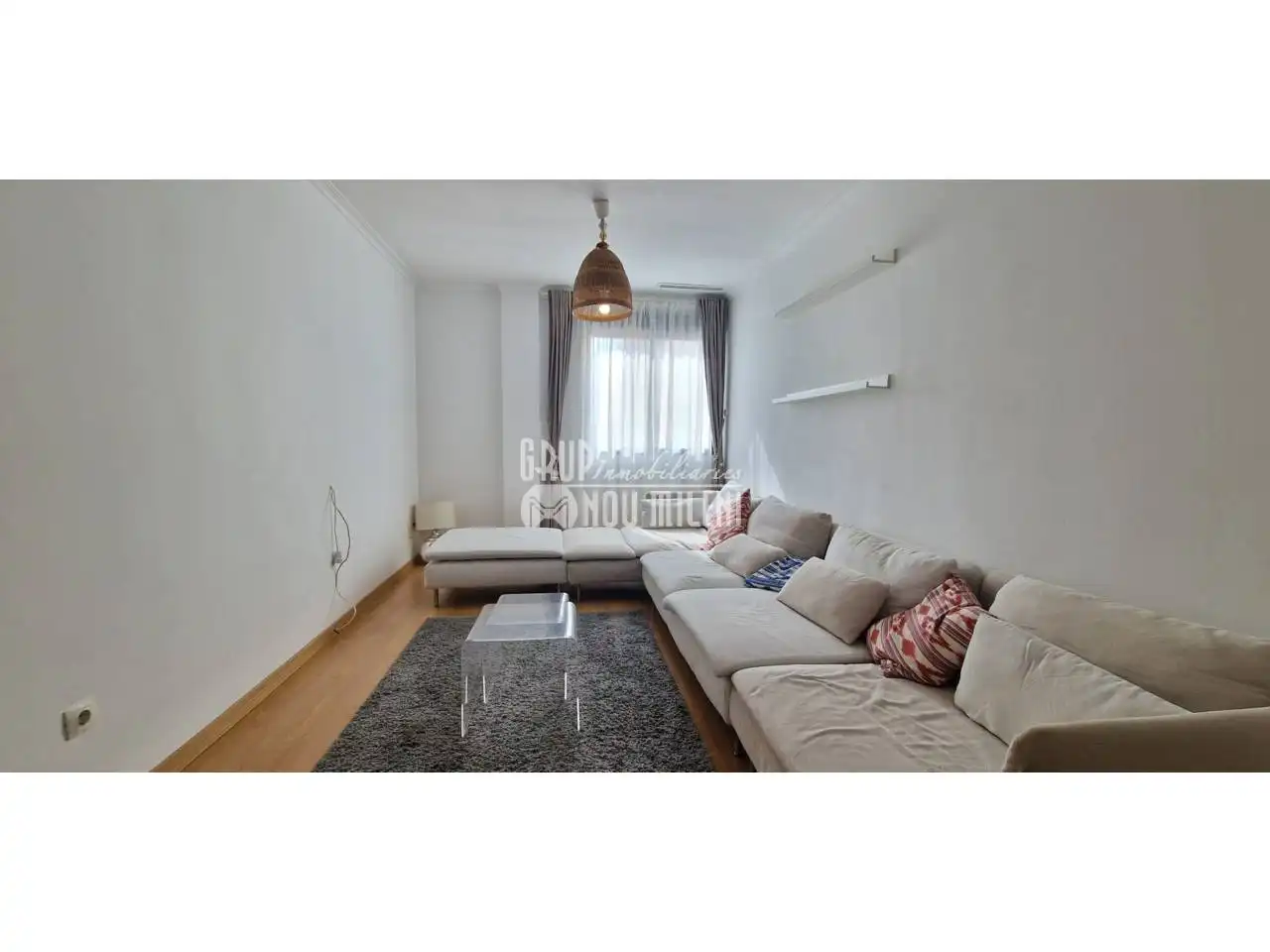 Bedroom of Flat for sale in Silla  with Air Conditioner, Heating and Parquet flooring