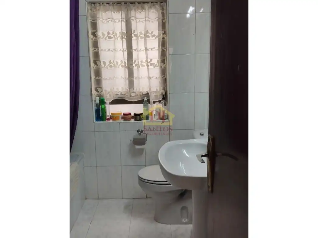 Baño de Piso para compartir en Salamanca