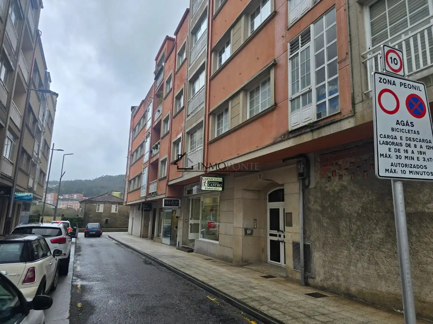 Vista exterior de Pis en venda en Pontevedra Capital 