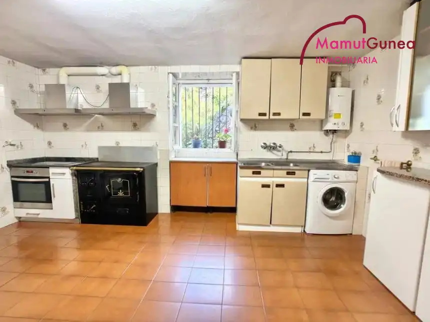 Cocina de Finca rústica en venta en Goizueta