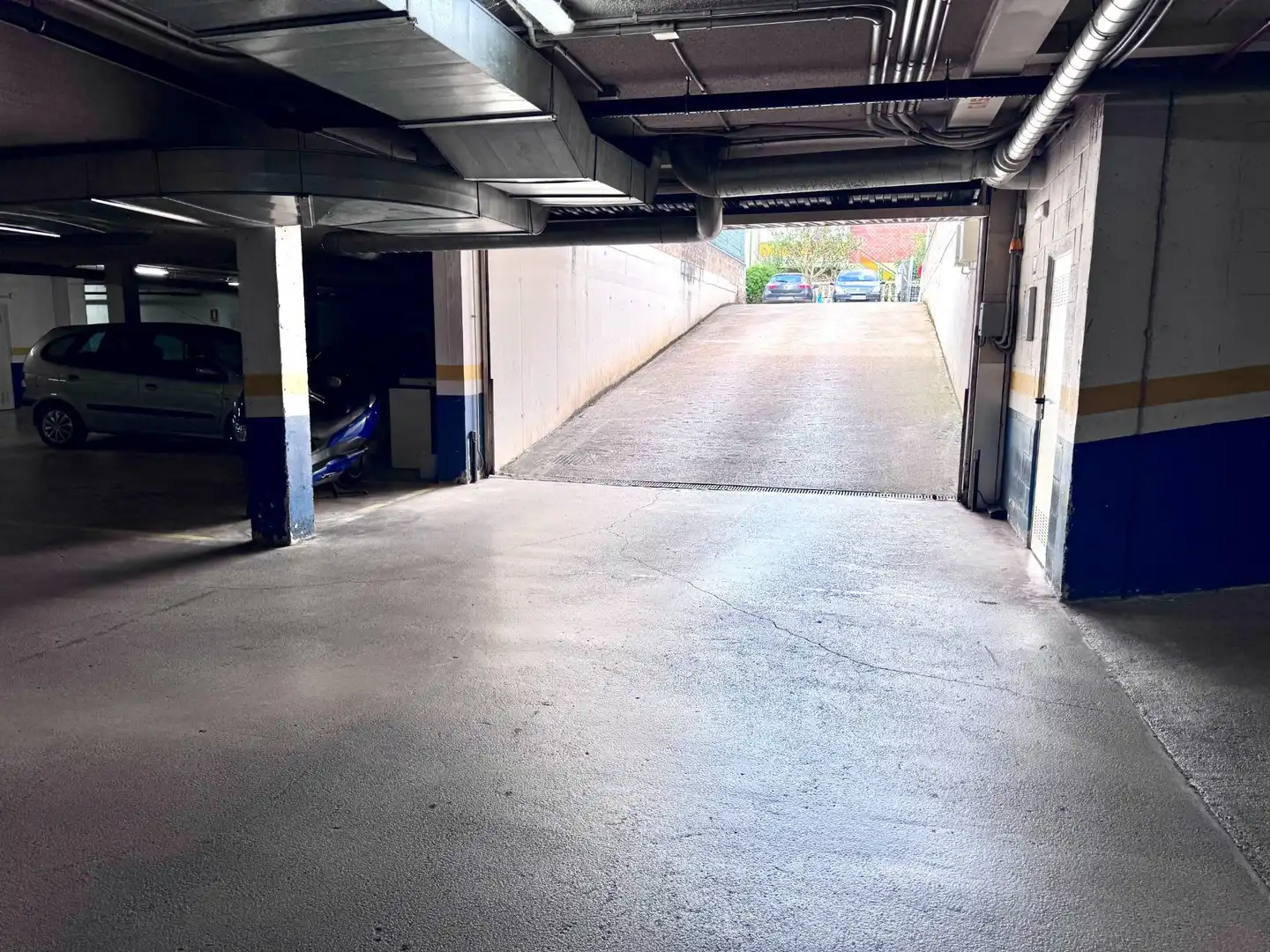 Parking of Flat for sale in Entrambasaguas  with Air Conditioner, Heating and Private garden