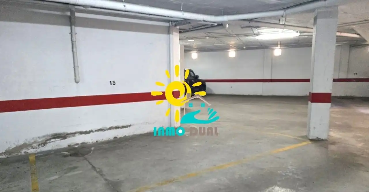 Aparcament de Apartament de lloguer en Badajoz amb Aire condicionat, Calefacció i Moblat