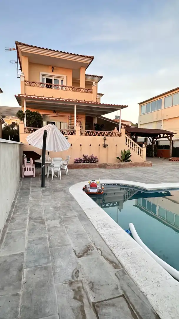 Piscina de Casa o chalet en venta en Mazagón con Aire acondicionado, Calefacción y Jardín privado