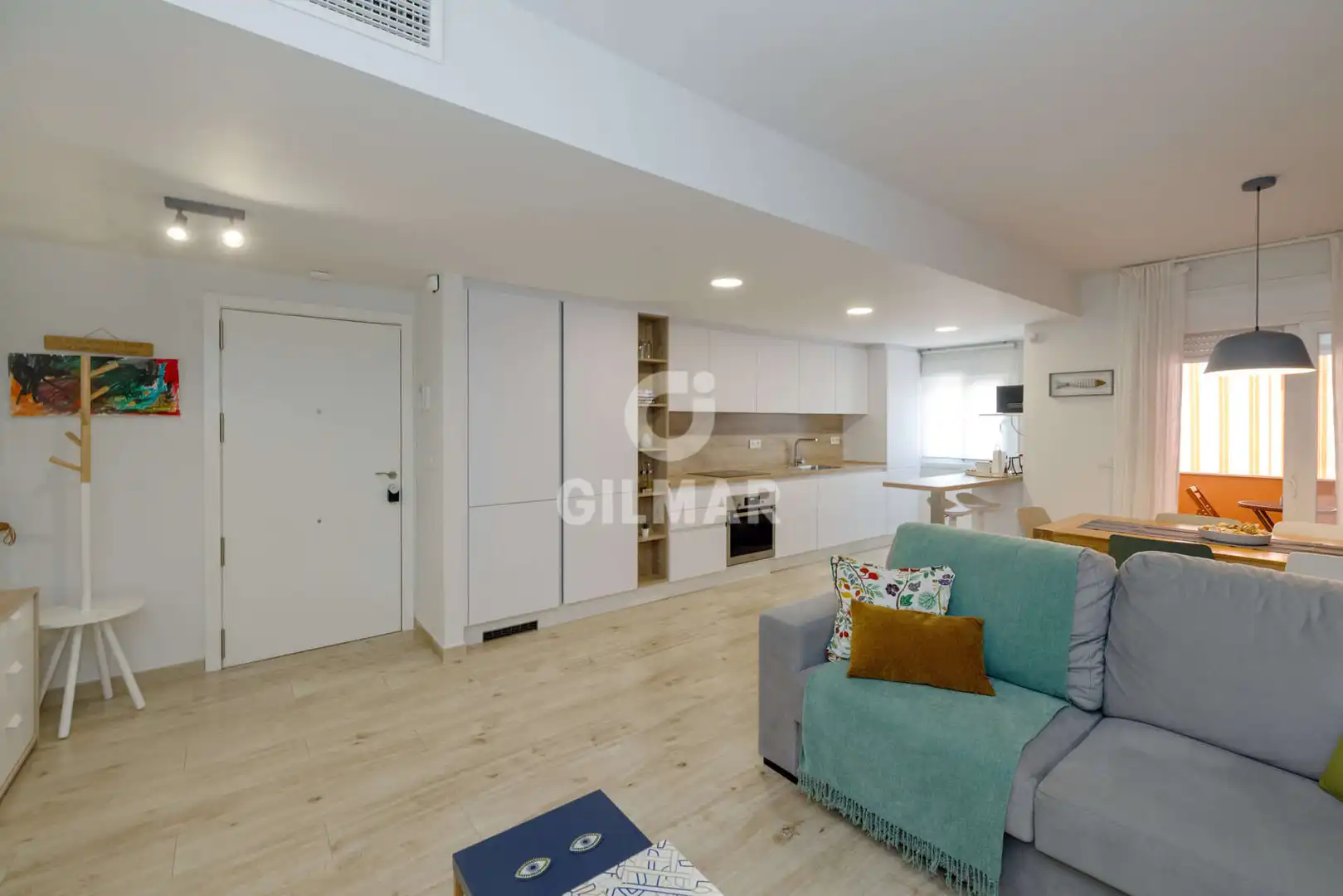 Dormitori de Apartament en venda en Estepona amb Calefacció, Jardí privat i Piscina