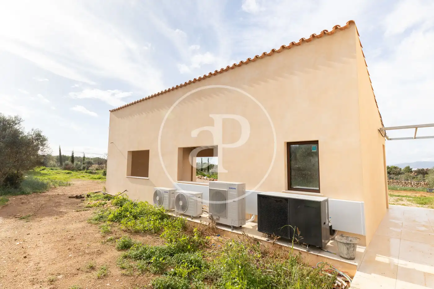 Vista exterior de Casa o xalet en venda en Marratxí amb Aire condicionat, Calefacció i Jardí privat