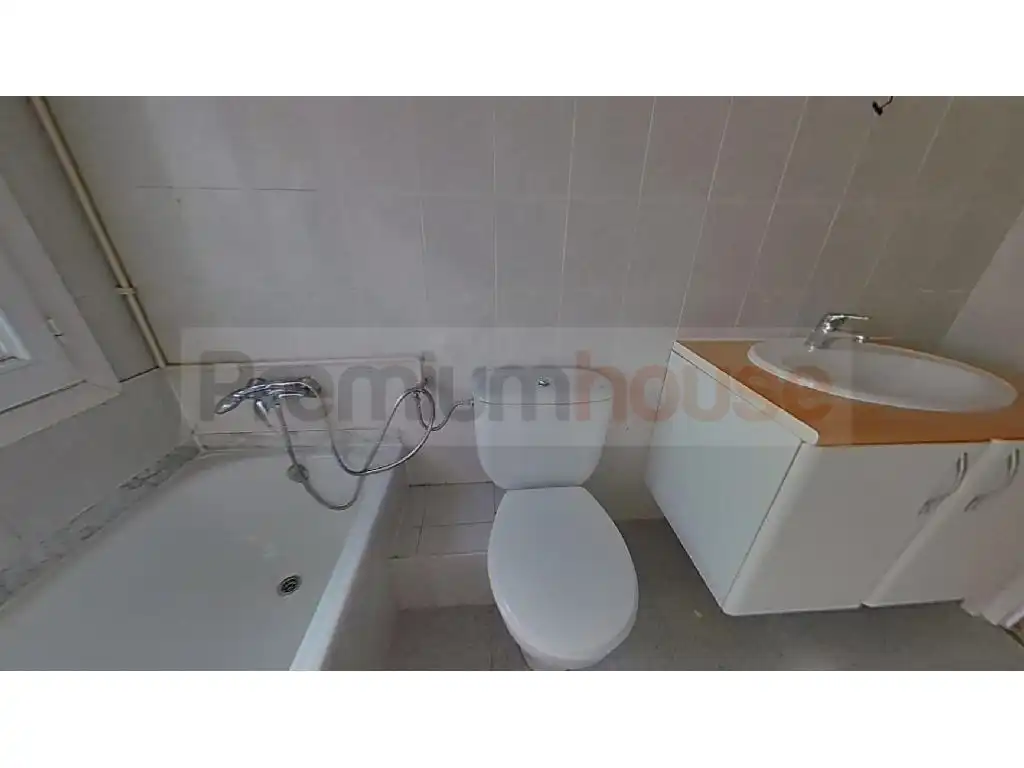 Bany de Apartament en venda en Salou amb Balcó