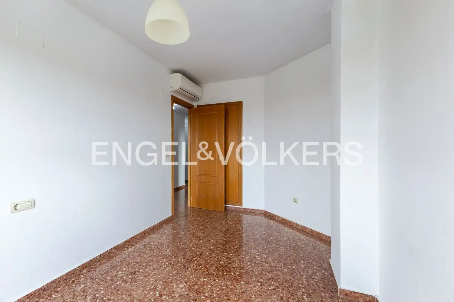 Piso de alquiler en Carrer de Rafael Lapesa Melgar Gramatic i Lingüist, Camí Reial