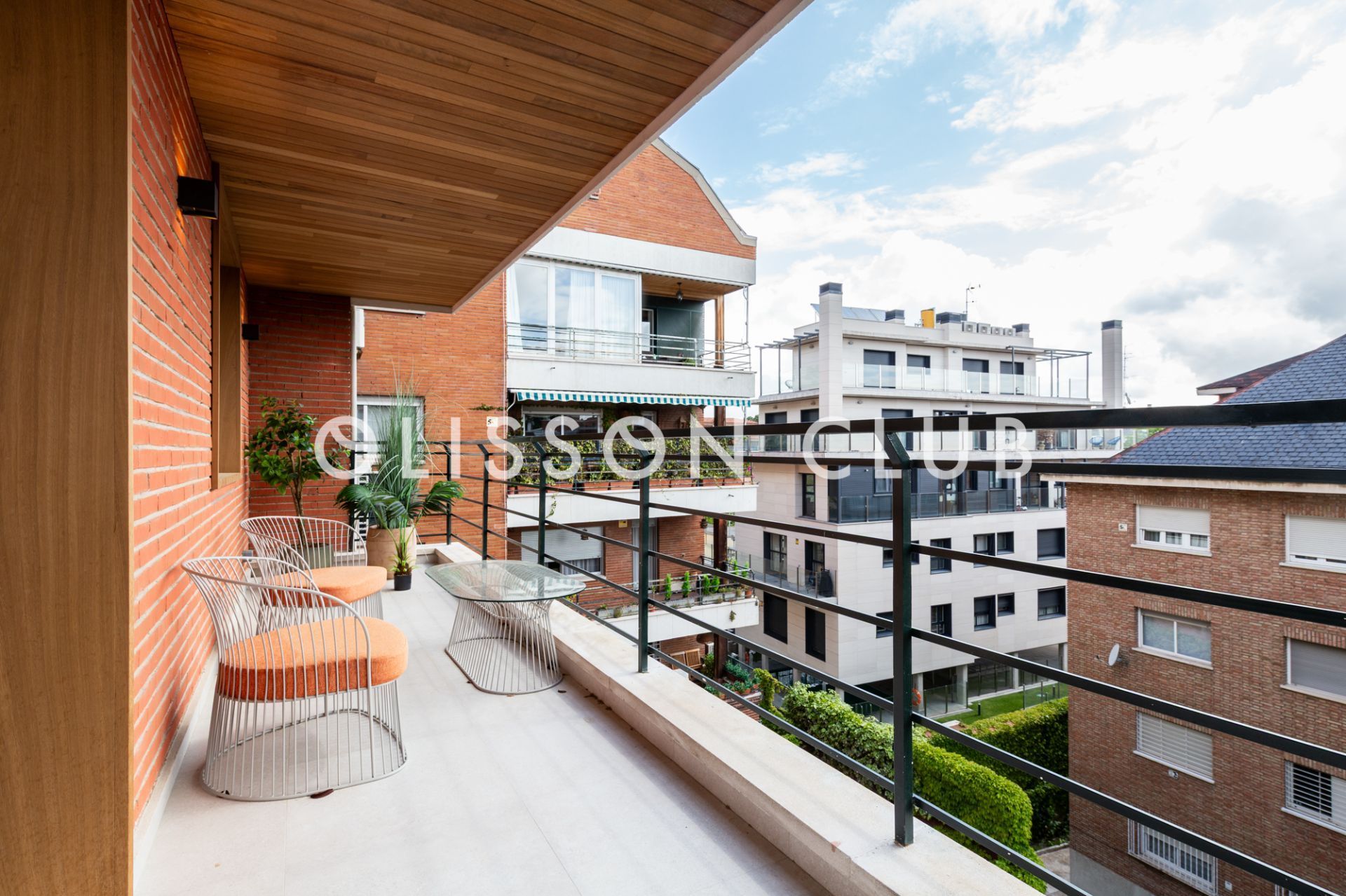 Terrace of Flat for sale in  Madrid Capital  with Air Conditioner, Heating and Storage room