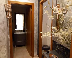 Bathroom of Planta baja for sale in Terrassa  with Air Conditioner