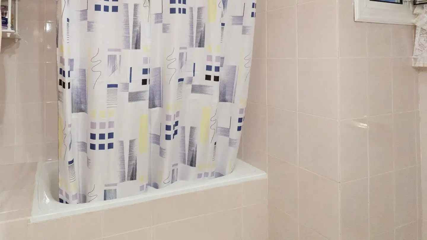 Baño de Casa adosada en venta en Santa Pola con Terraza, Piscina y Amueblado