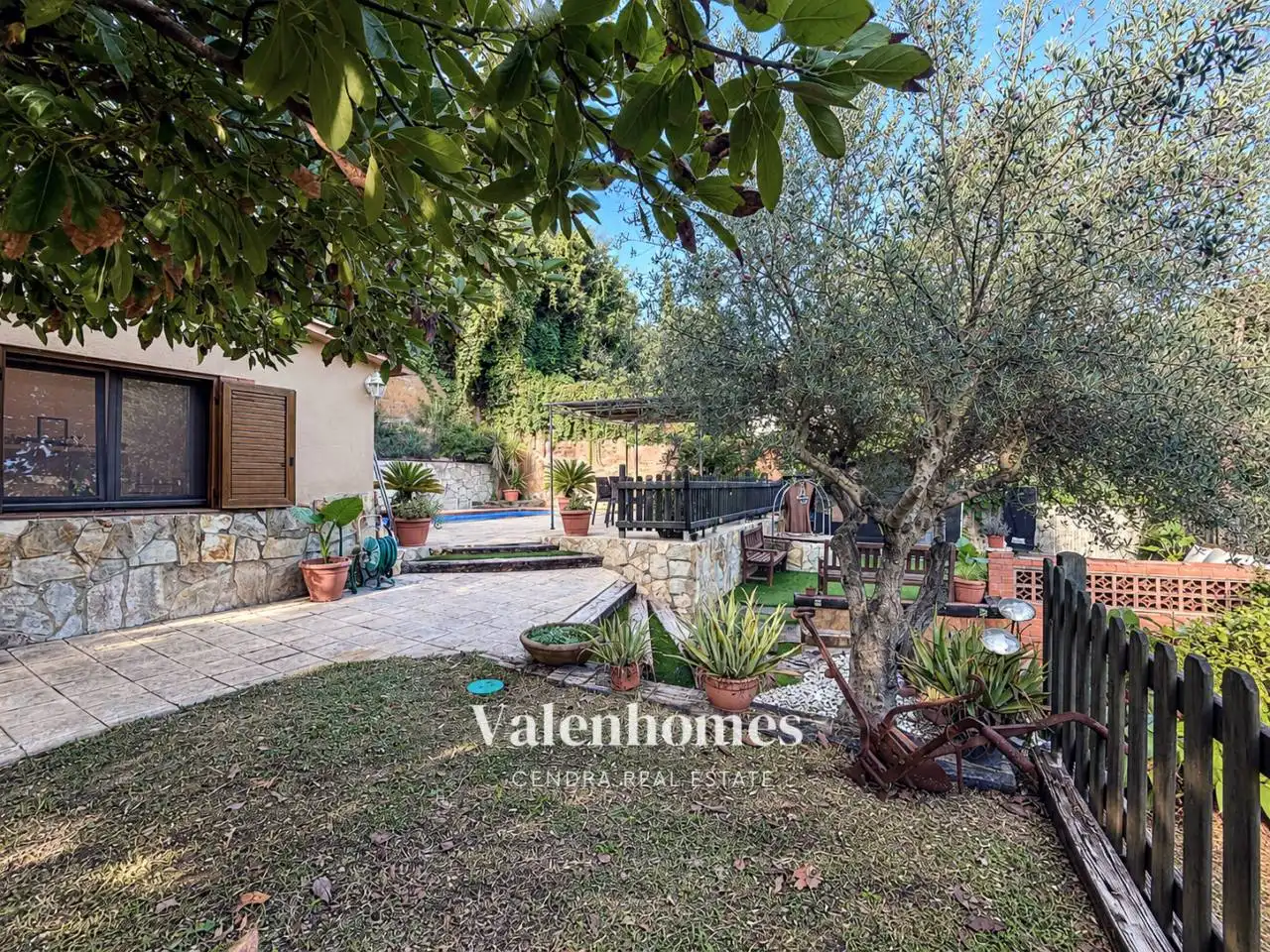 Jardín de Casa o chalet en venta en Molins de Rei, Barcelona