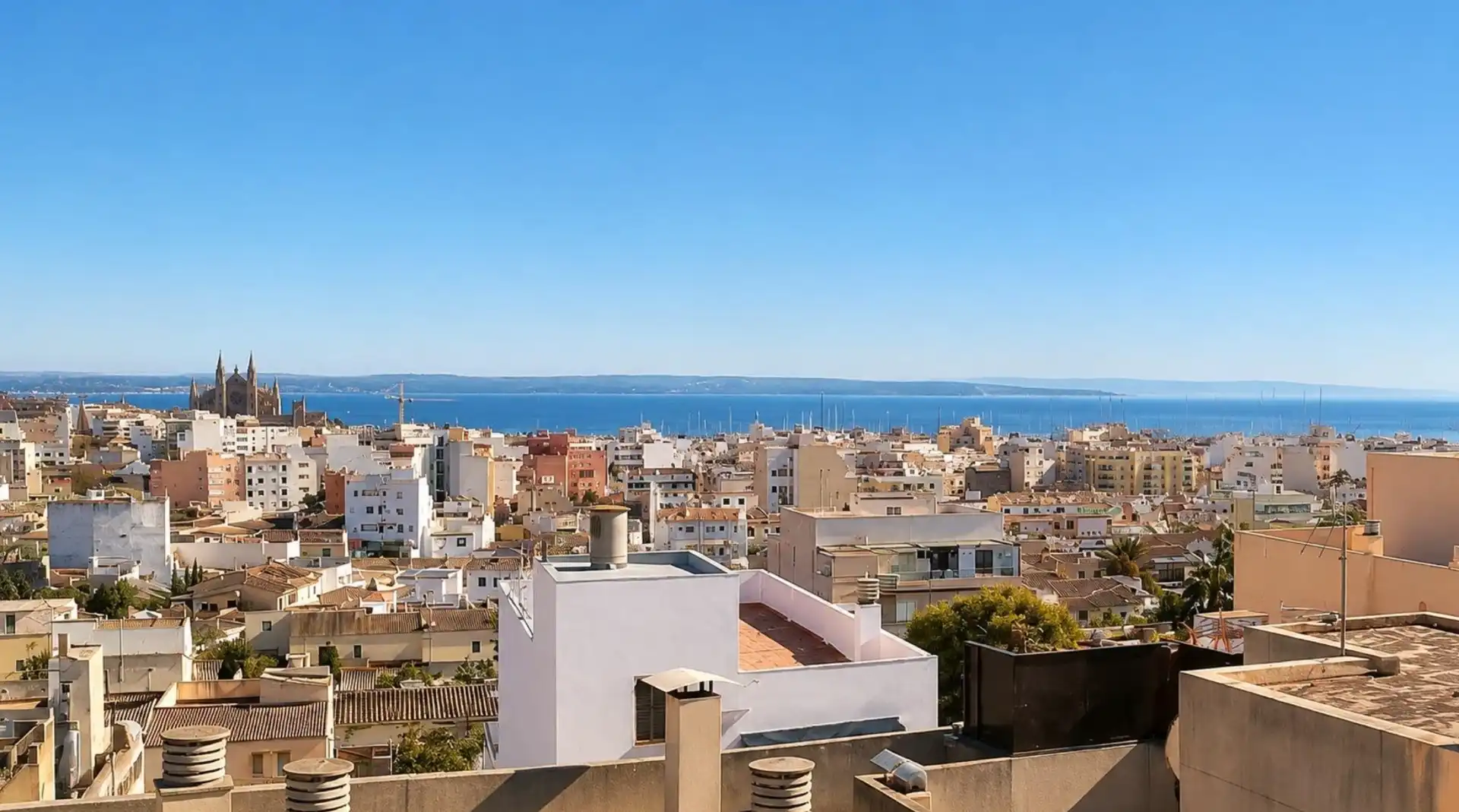 Exterior view of Apartments for sale in  Palma de Mallorca  with Air Conditioner, Heating and Terrace