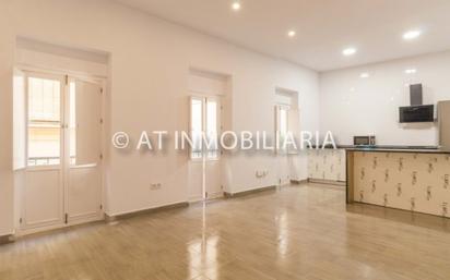 Flat for sale in  Cádiz Capital