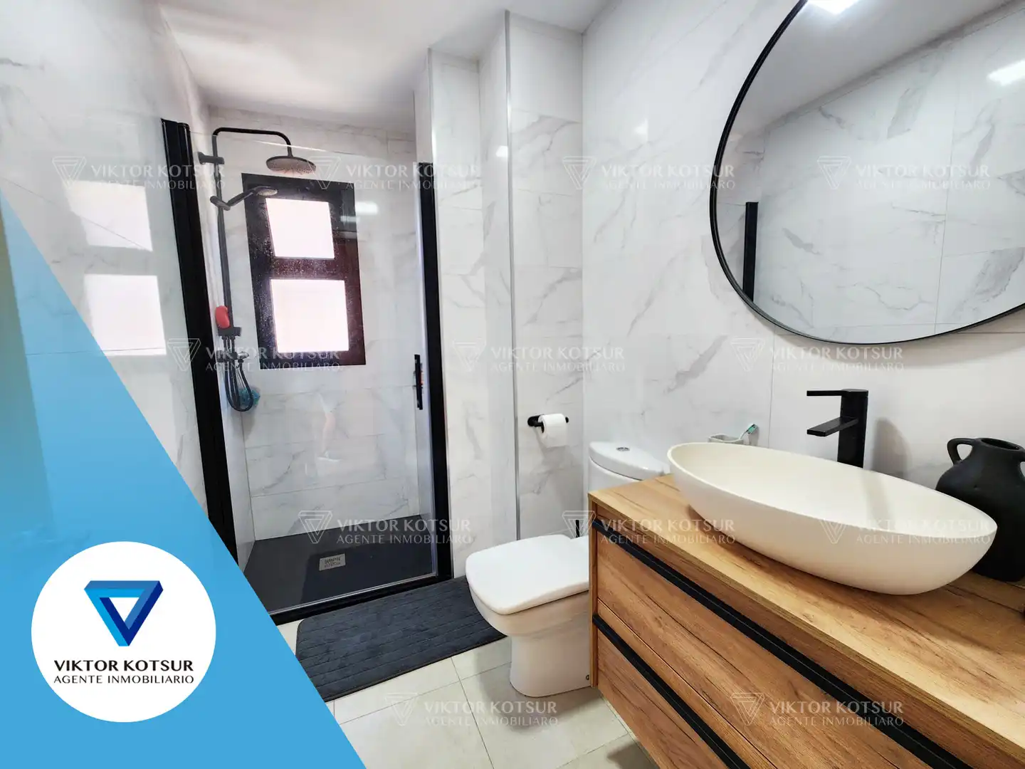 Baño de Piso en venta en Roquetas de Mar con Aire acondicionado, Calefacción y Terraza