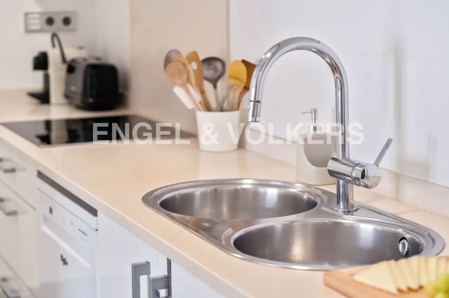 Kitchen of Flat for rent in Barcelona  with Air Conditioner, Heating and Parquet flooring