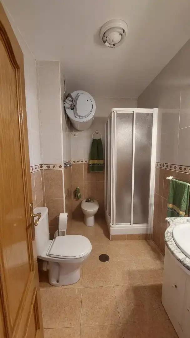 Baño de Apartamento en venta en La Manga del Mar Menor con Aire acondicionado, Calefacción y Terraza