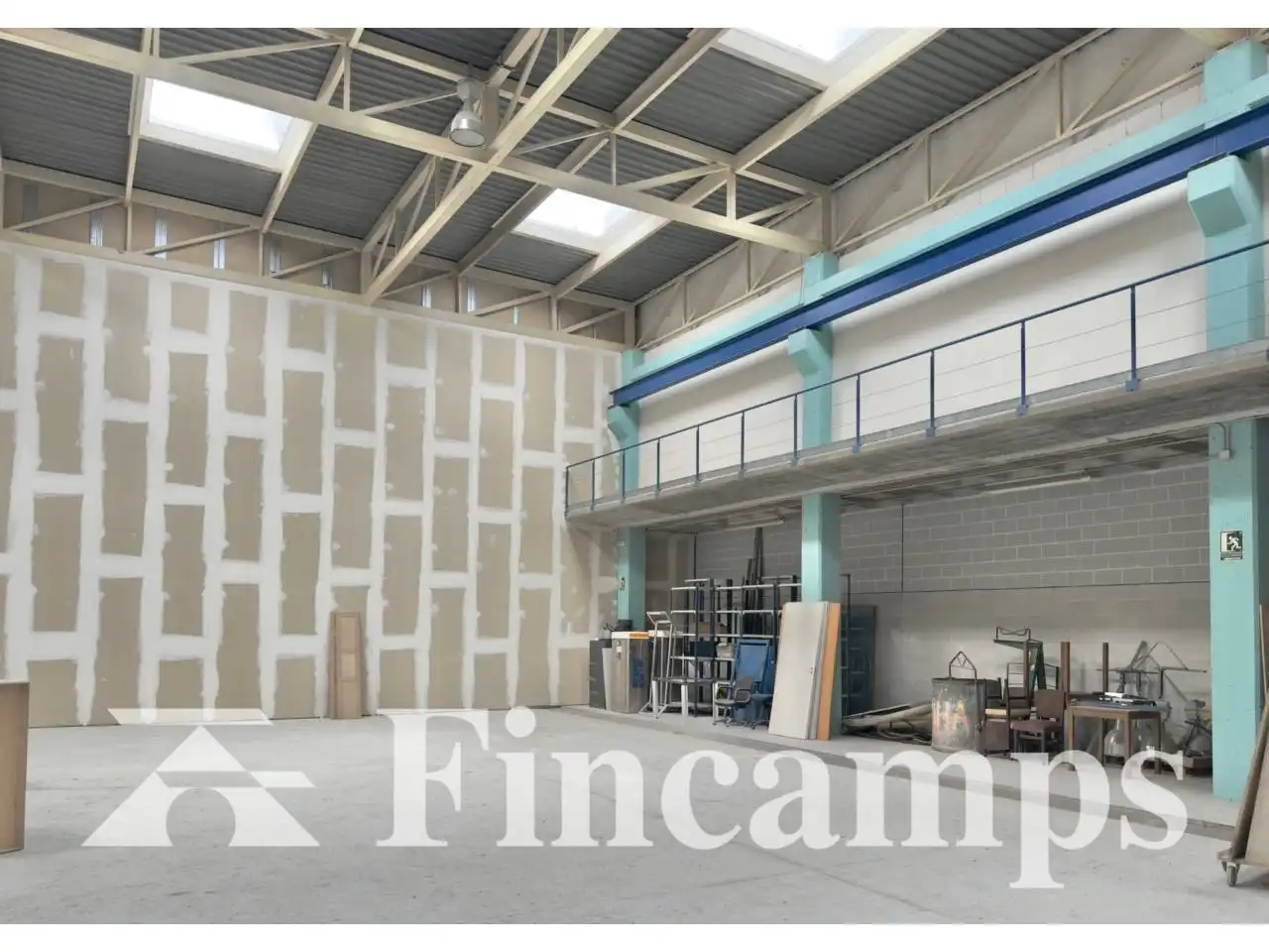 Fabrikhallen zur Miete in Cerdanyola del Vallès