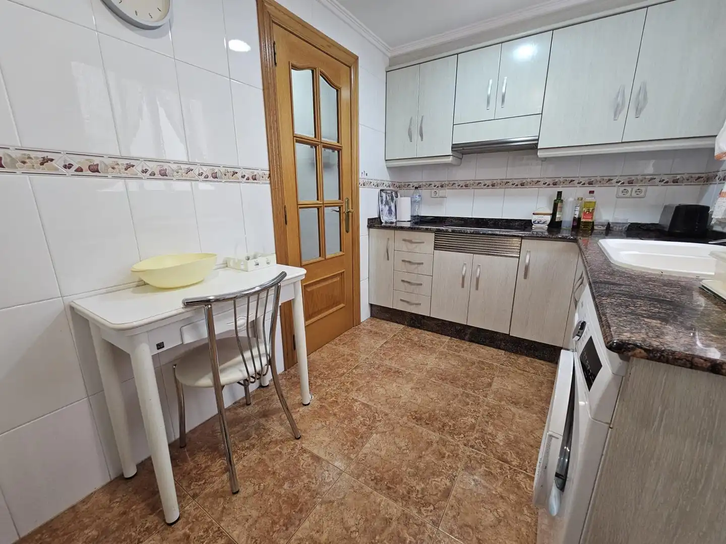 Kitchen of Flat for sale in Valencia  with Air Conditioner, Furnished and Balcony