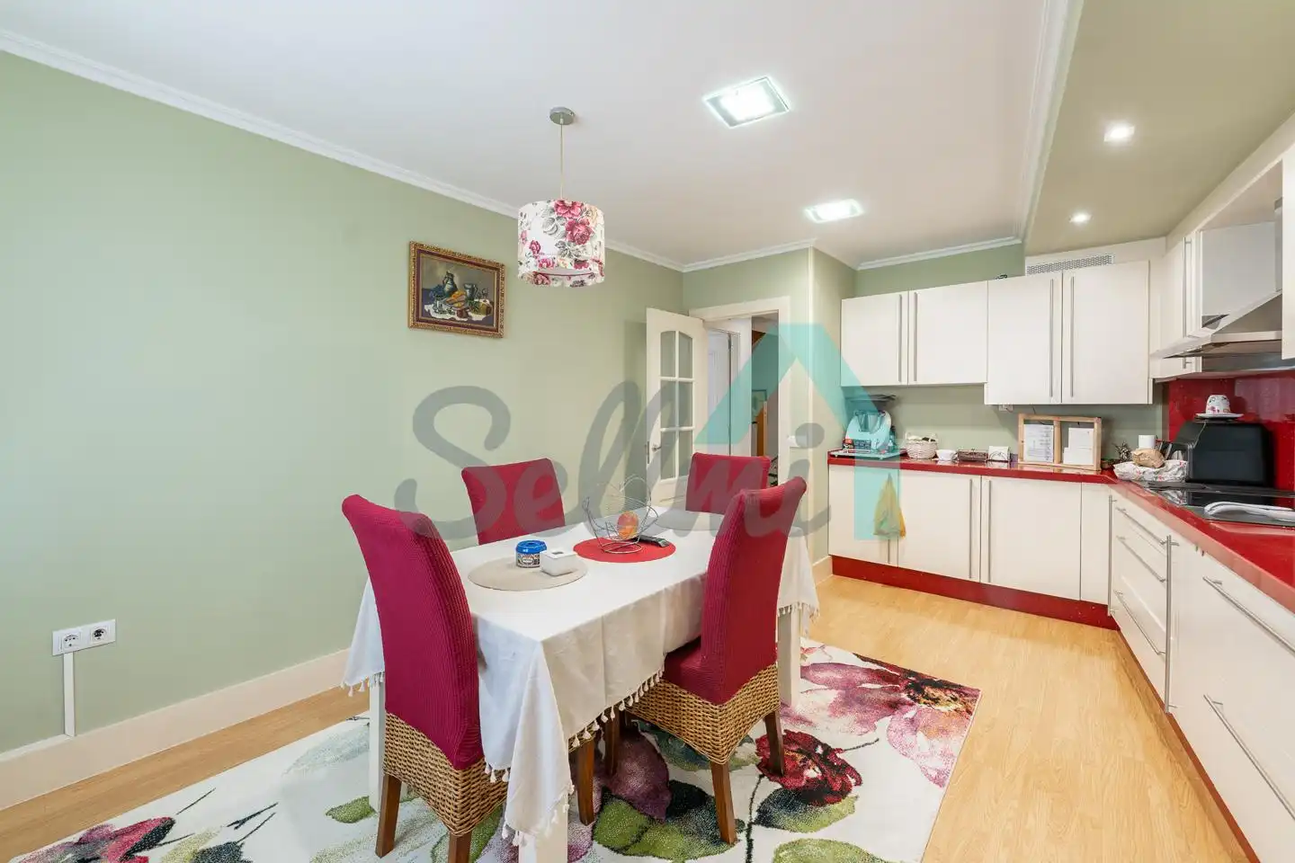 Esszimmer von Einfamilien-Reihenhaus zum Verkauf in Vegadeo mit Heizung, Privatgarten und Terrasse