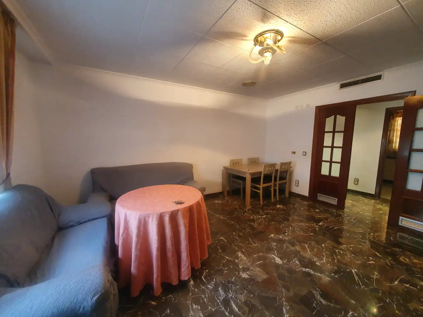 Sala d'estar de Pis en venda en Guadix amb Traster i Moblat