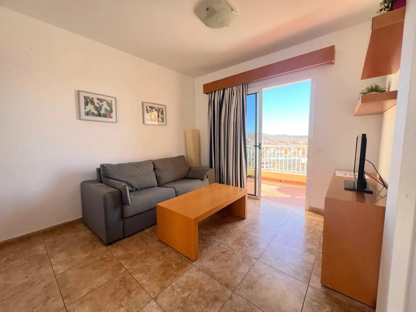Sala de estar de Apartamento en venta en Mogán con Aire acondicionado, Terraza y Amueblado
