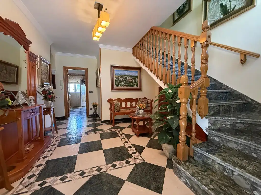 Houses for sale in Zafarraya  with Terrace, Storage room and Furnished