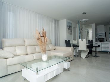 Apartament d'obra nova amb piscina en venda a Carrer Benimantell 5R