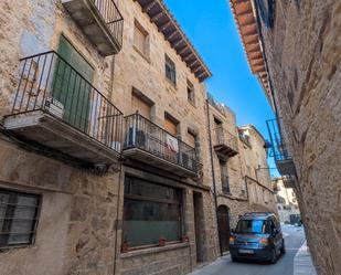 Vista exterior de Casa o xalet en venda en Cretas amb Terrassa, Traster i Balcó