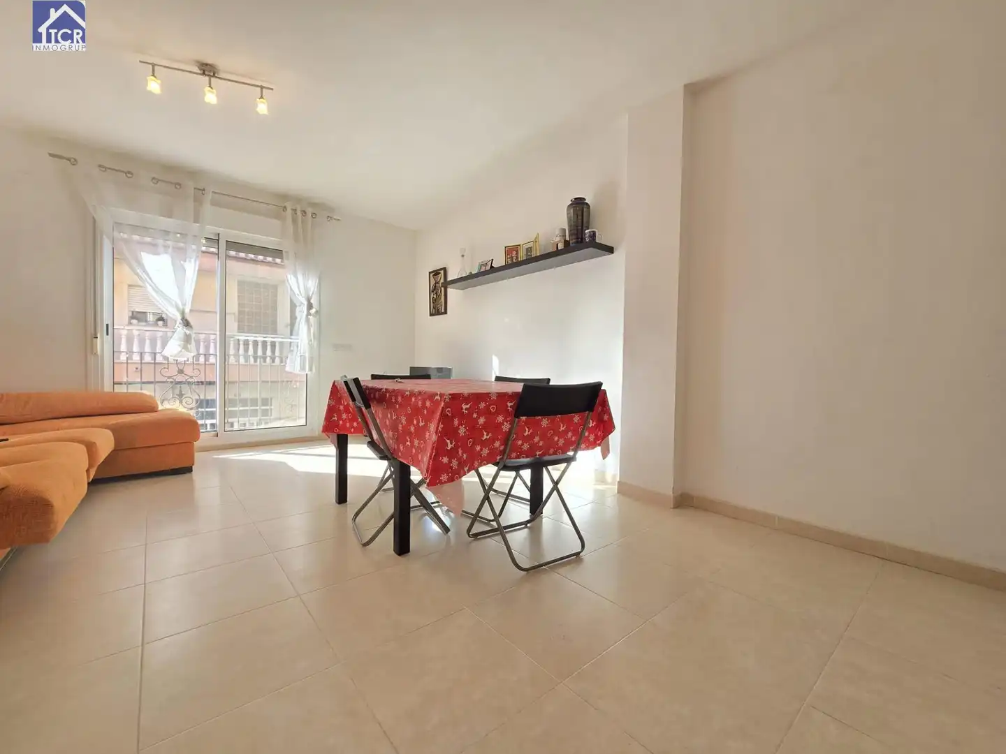 Esszimmer von Wohnung zum Verkauf in Camarles mit Klimaanlage, Balkon und Gemeinschaftspool
